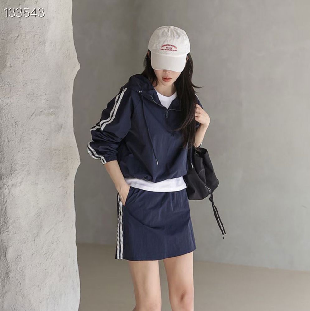 白色