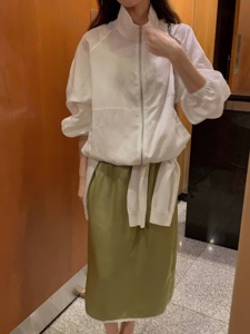 白色