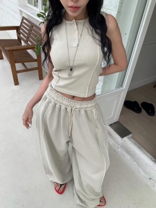 米色