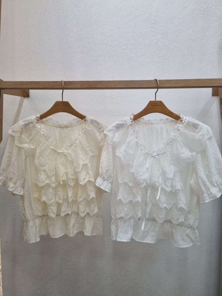 白色
