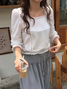 白色