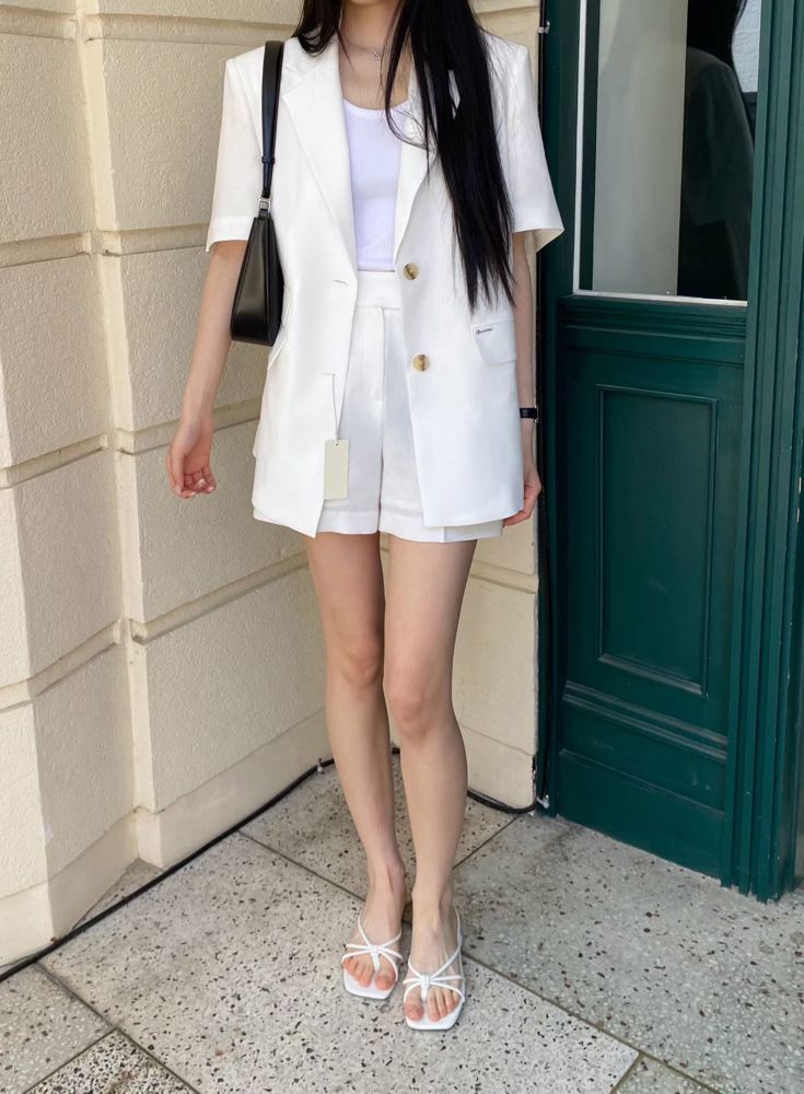 白色