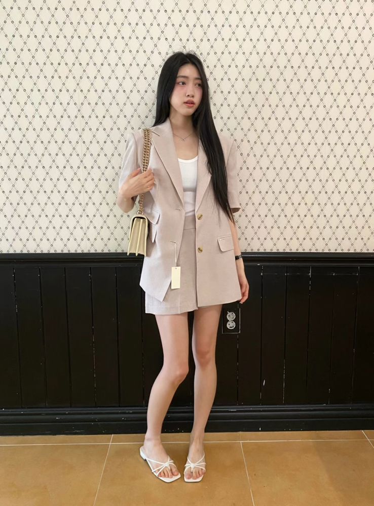 杏色肉色