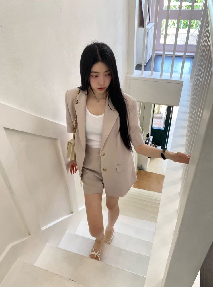 杏色肉色