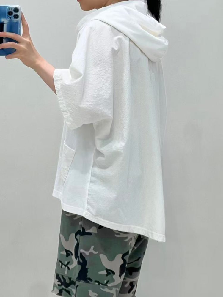 白色