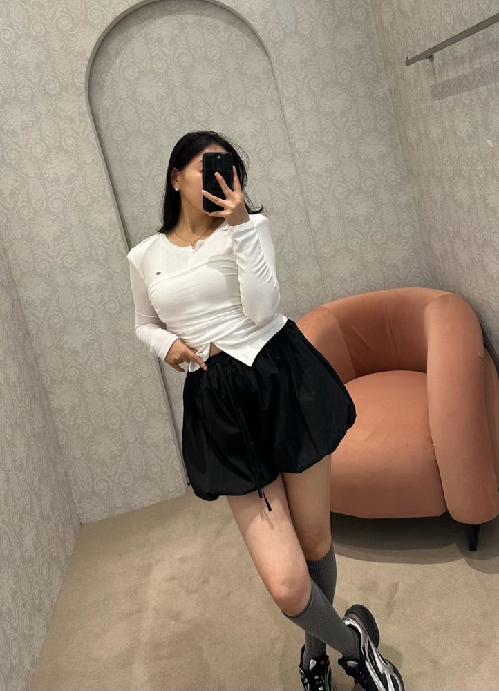 白色