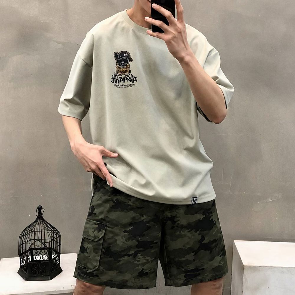 卡其色