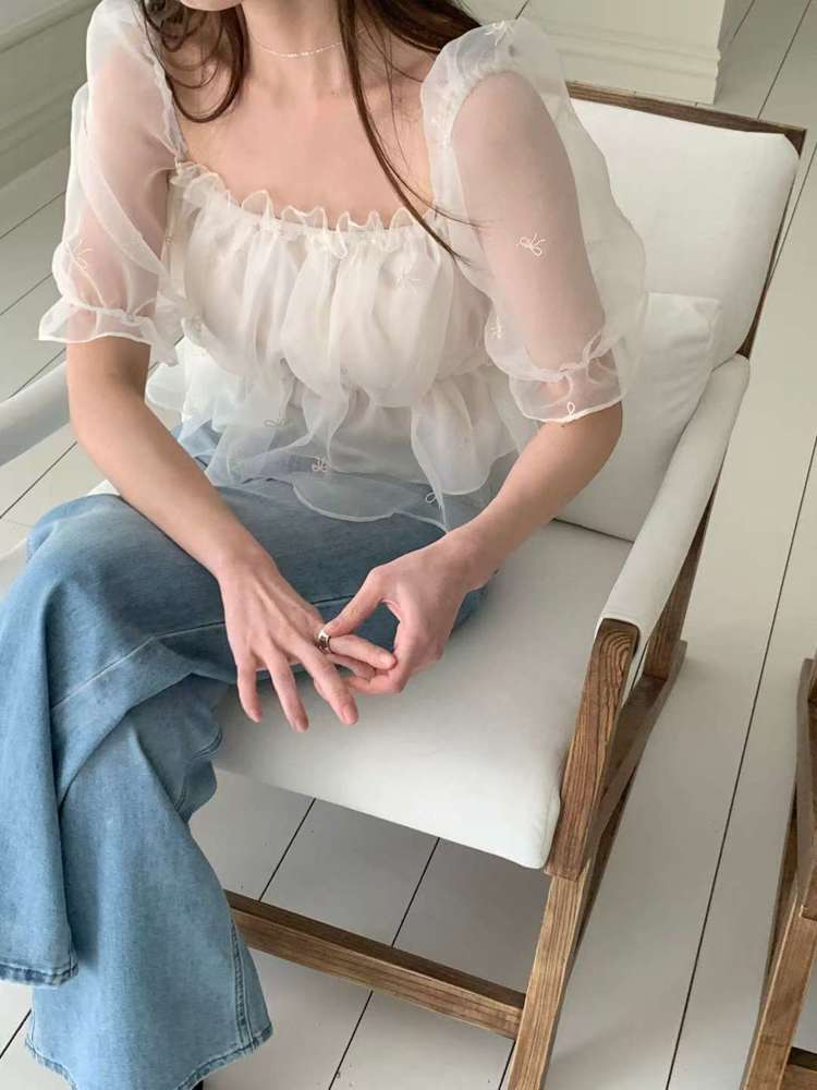 白色