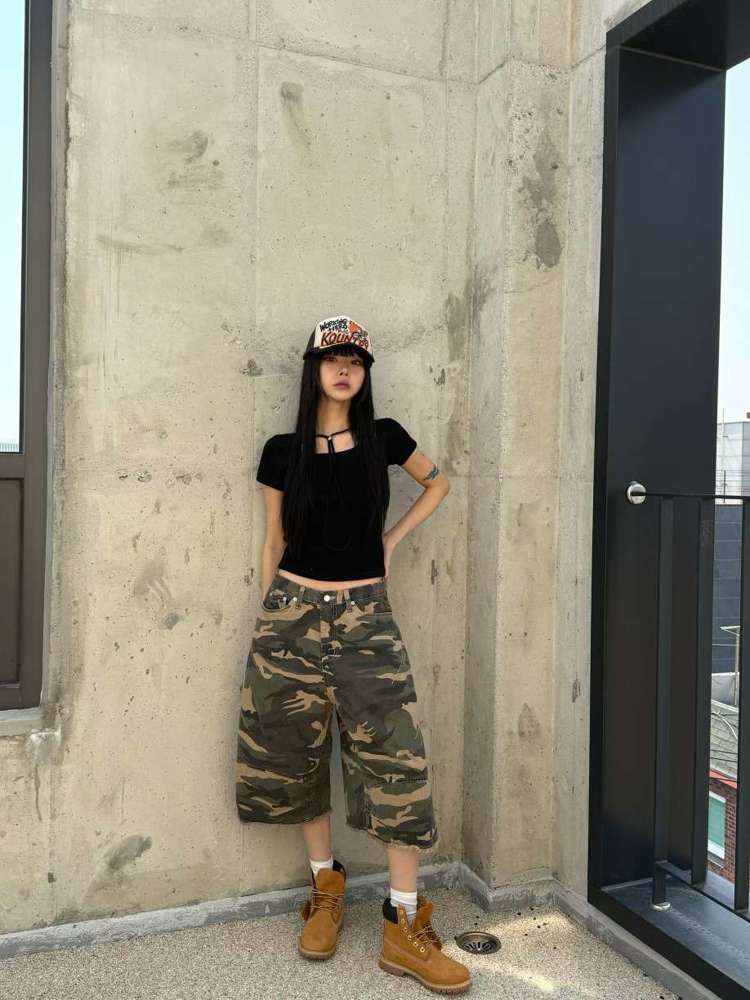 军绿色