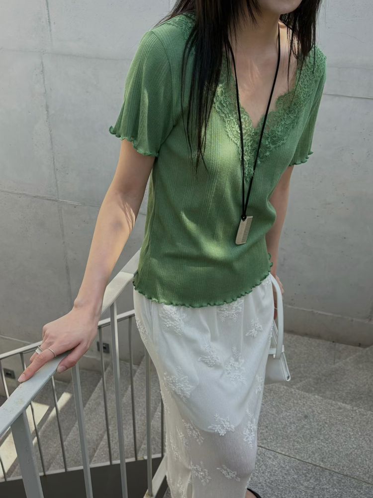 绿色