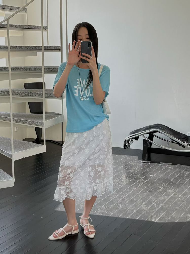 白色