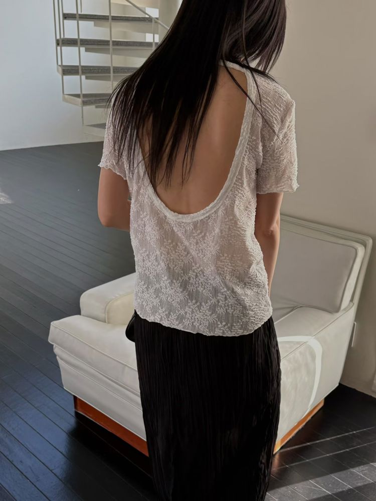白色