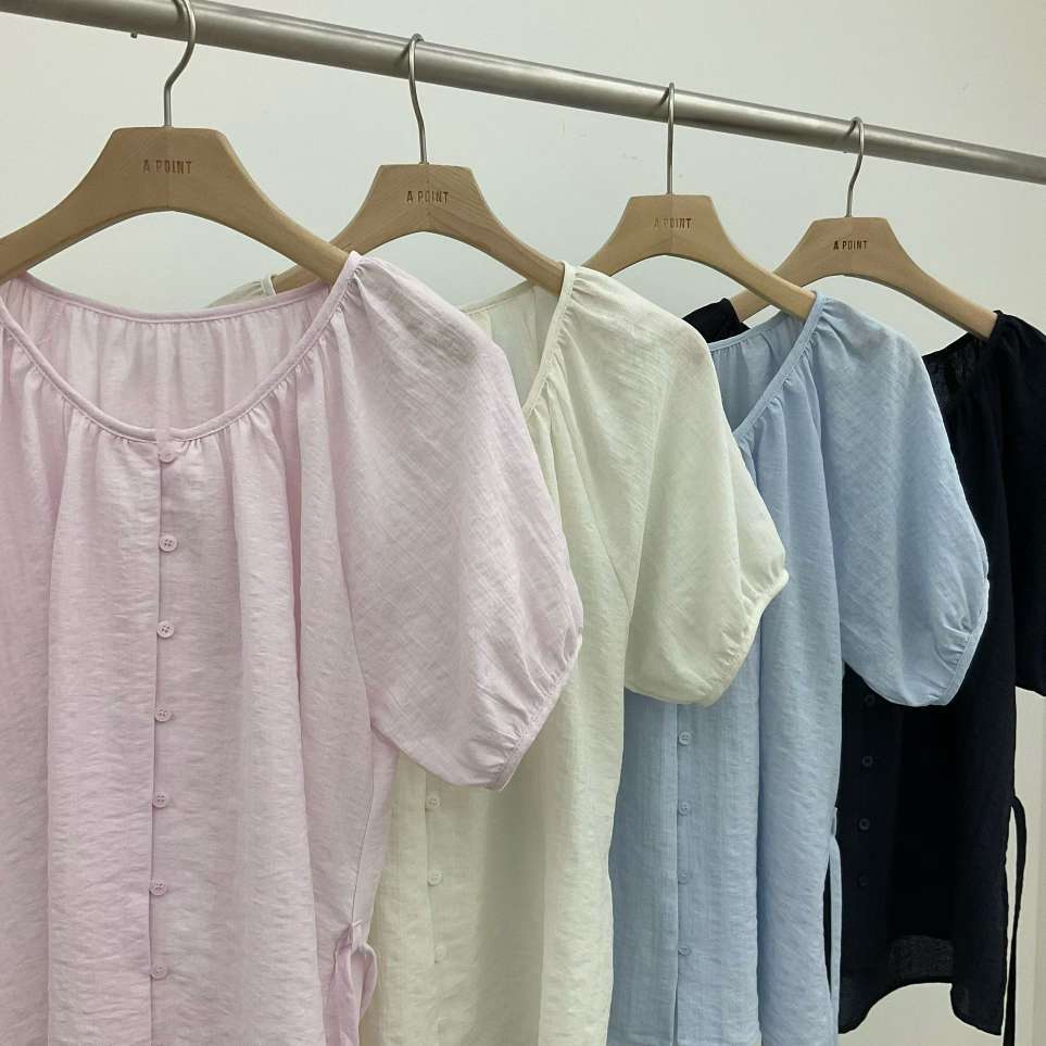 黑色