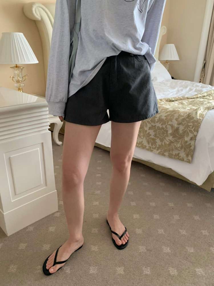 深灰