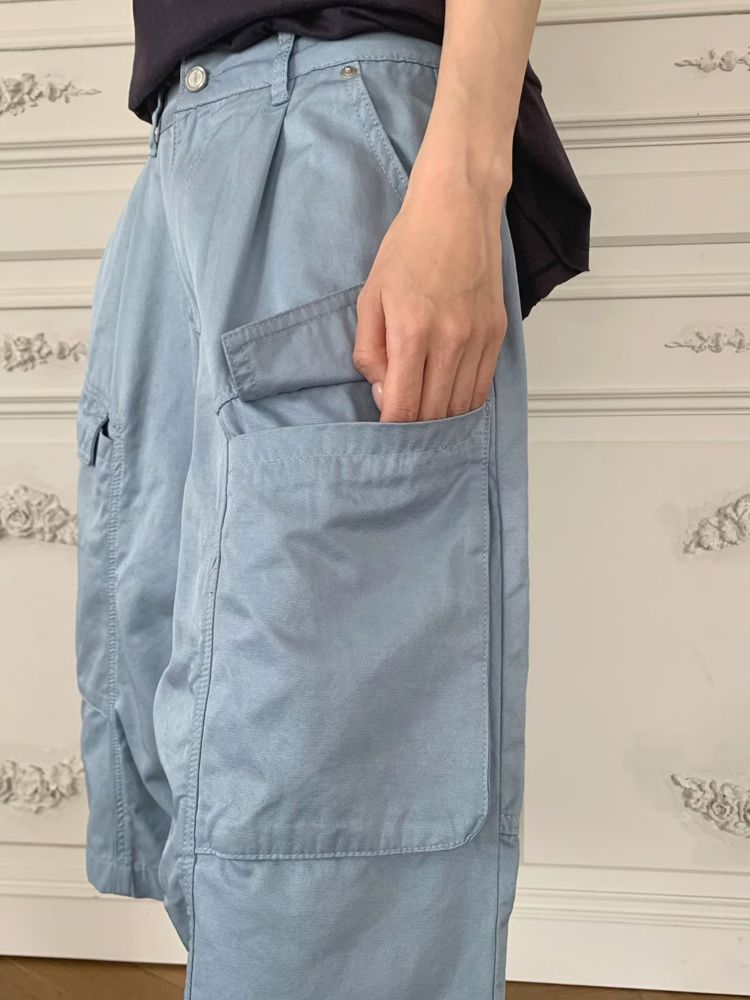 蓝色