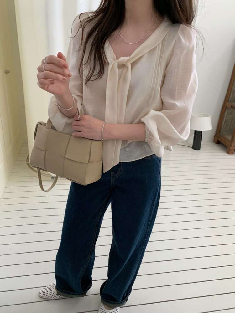 藏蓝色