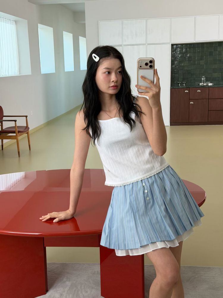 蓝色