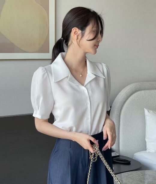 白色