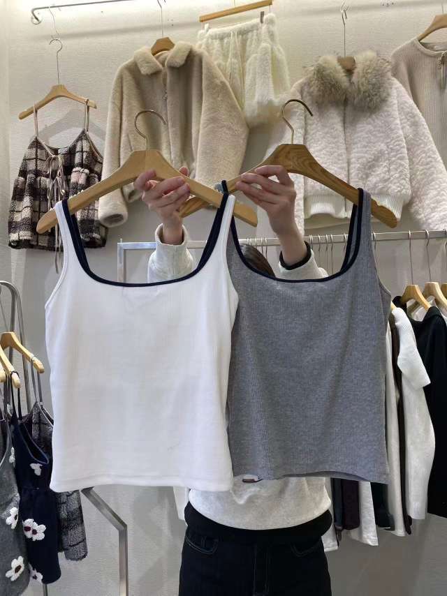 白色