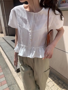 白色
