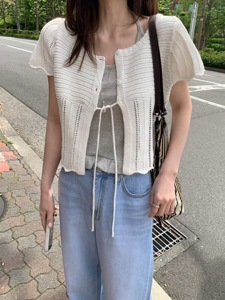 白色