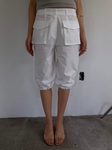 白色