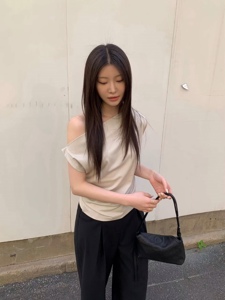 米色