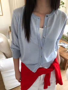 蓝色