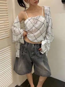 白色