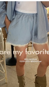 蓝色