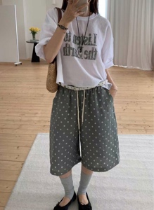 灰色