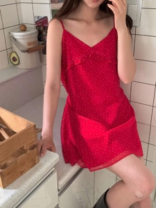 红色