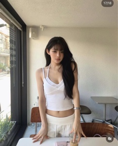 白色
