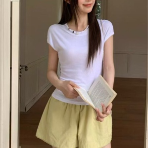 白色