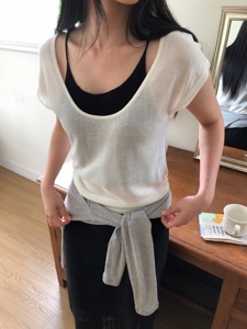 白色