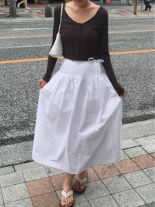 白色