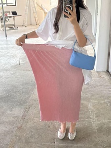 粉红色