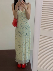黄色