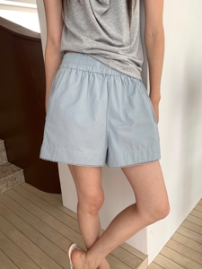 蓝色