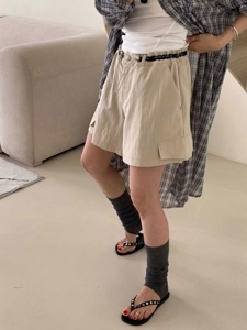 米色