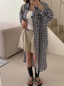 深灰