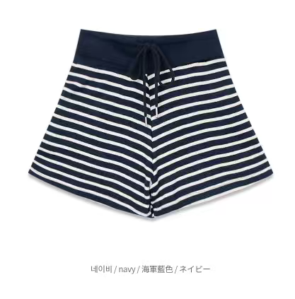 藏青色