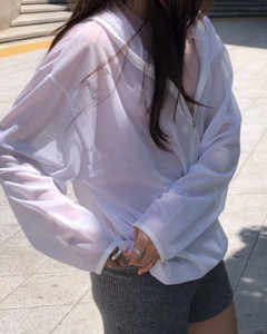 白色