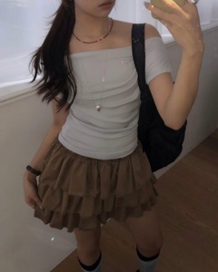 灰色