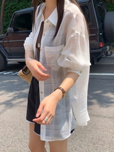 白色