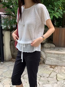 白色
