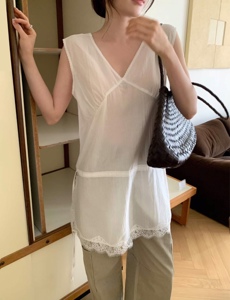 白色