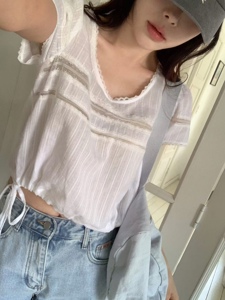 白色