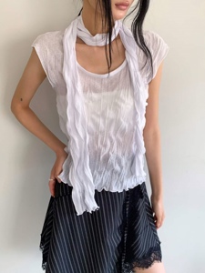 白色