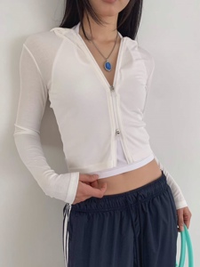 白色